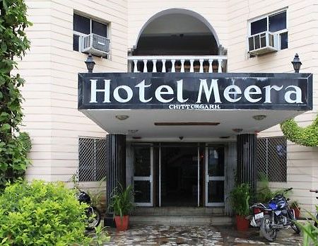 Hotel Meera Chittorgarh Bagian luar foto