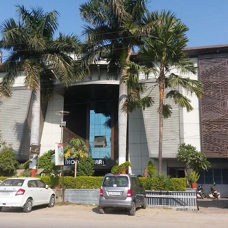 Hotel Meera Chittorgarh Bagian luar foto