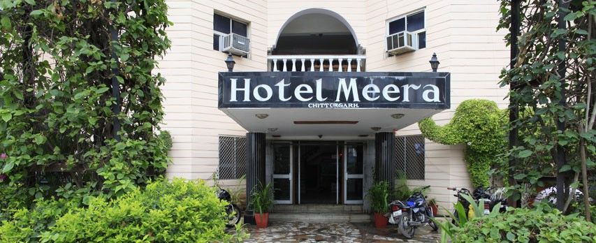 Hotel Meera Chittorgarh Bagian luar foto